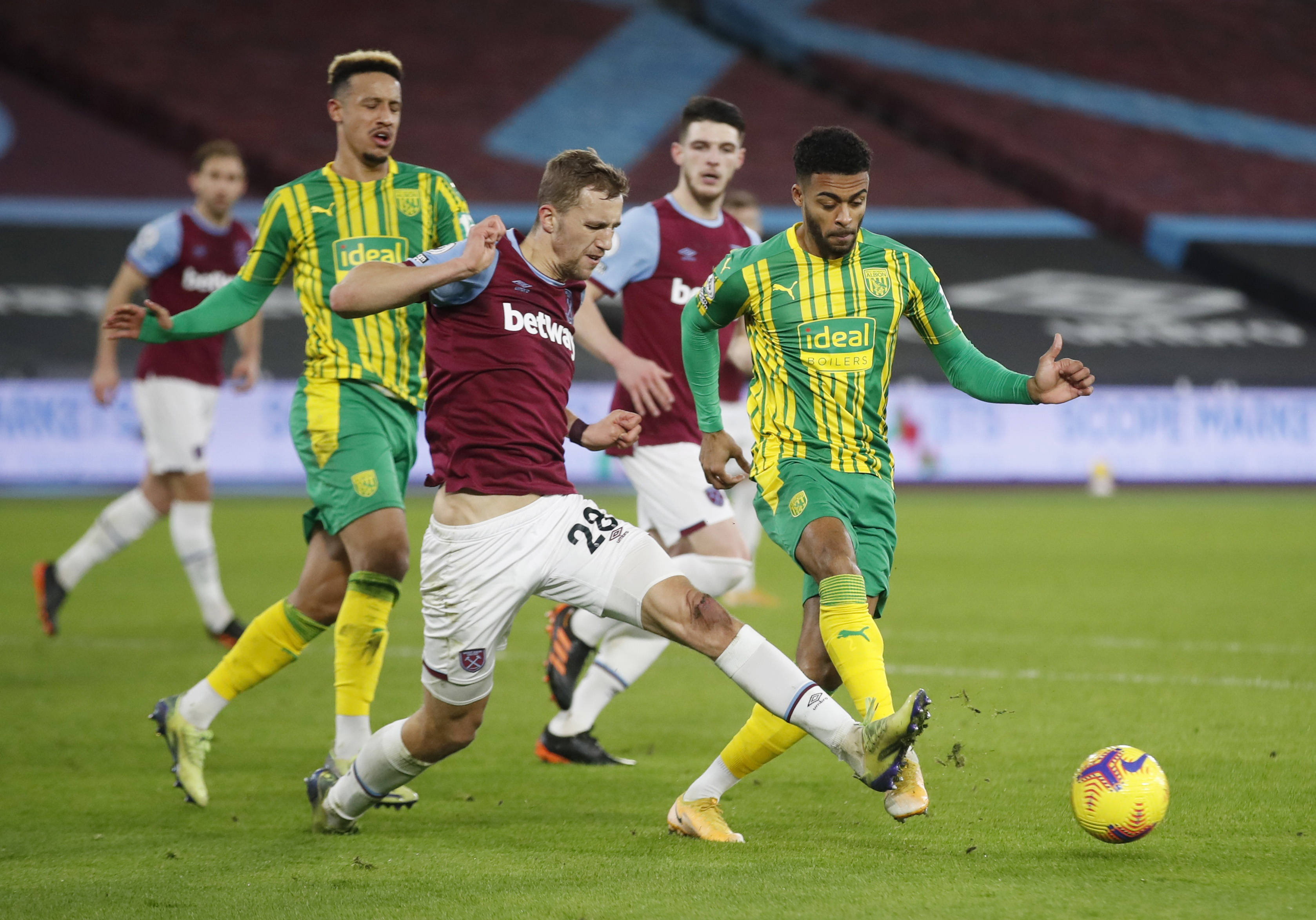 上的指挥若 上的指挥若